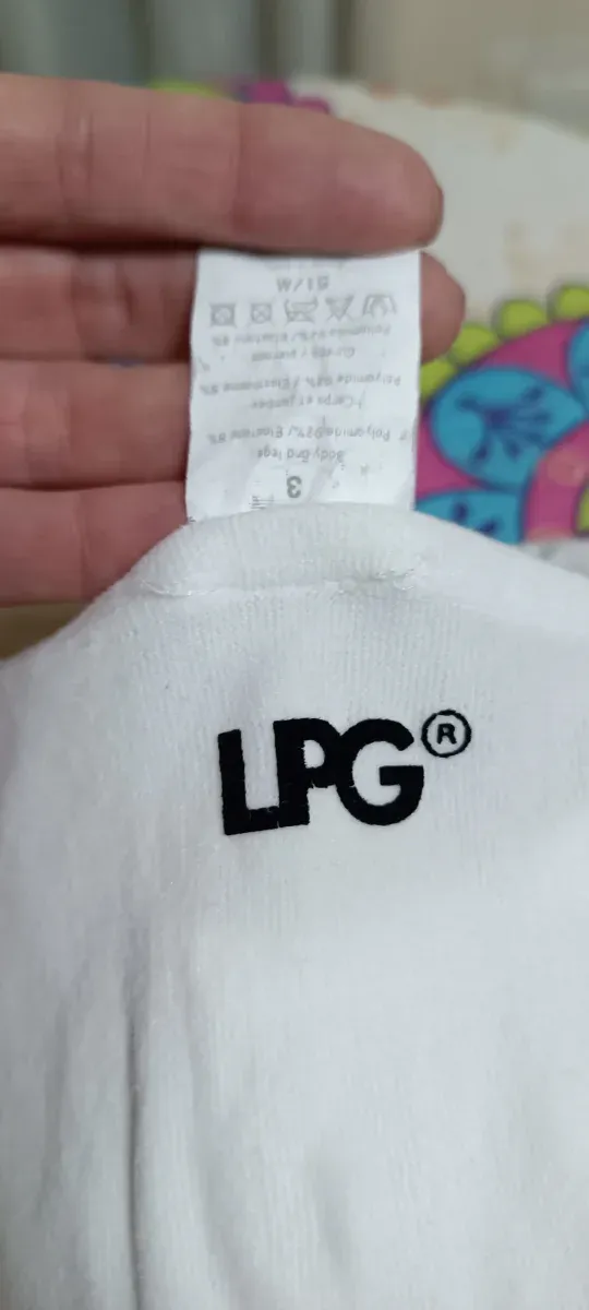 Mono LPG Blanco Talla M, usado 3 sesiones.