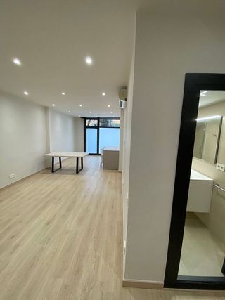 Oficina en alquiler en La Font d'en Fargues en Barcelona