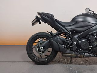 SUZUKI GSX-S 1000