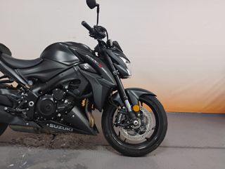 SUZUKI GSX-S 1000