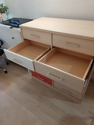 Mueble cajonero madera y platico