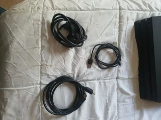 PS4 Pro Gran Turismo Sport + Mando