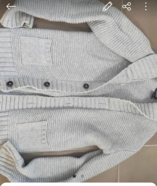 Lote 15 Jerséis y sudaderas y ropa varia niña