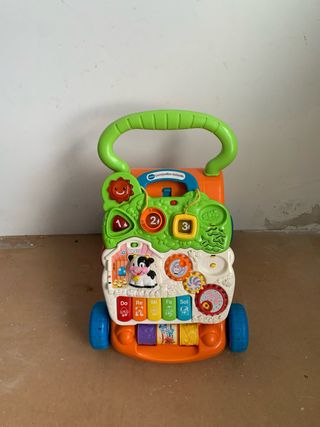 Correpasillos musical VTech