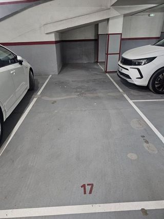 Garaje en venta en Centre en Cornellà de Llobregat