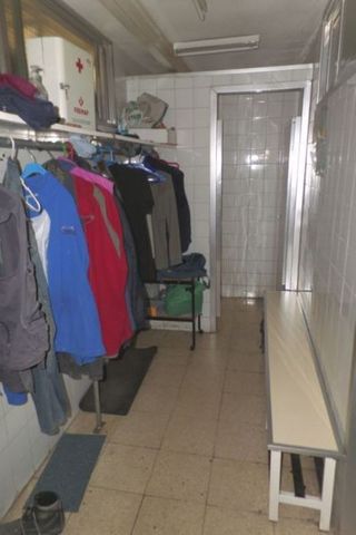 Local comercial en venta en La Fortuna en Leganés