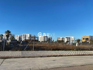 Terreno en venta en Montequinto en Dos Hermanas