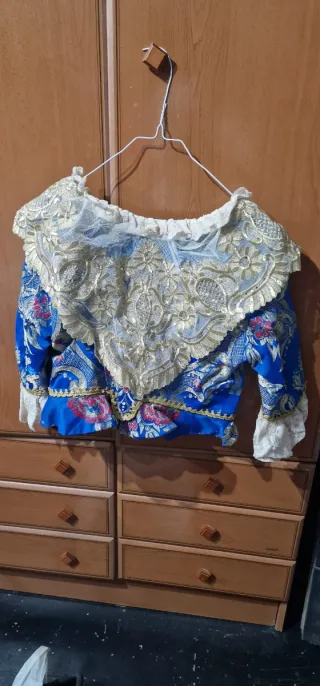 Traje de Fallera Azul y Dorado