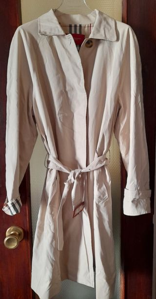 Gabardina Burberry mujer