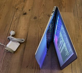 MacBook Air A1466 13 2017 i5 128GB 8GB RAM gris