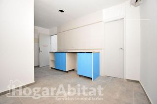 Edificio en venta en La Vila-Darremur en Almazora/Almassora