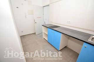 Edificio en venta en La Vila-Darremur en Almazora/Almassora