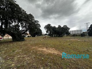 Terreno en venta en Polígono - Carrefour en Ávila