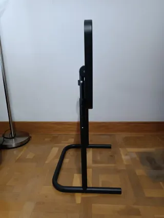 Mesa auxiliar negra plegable