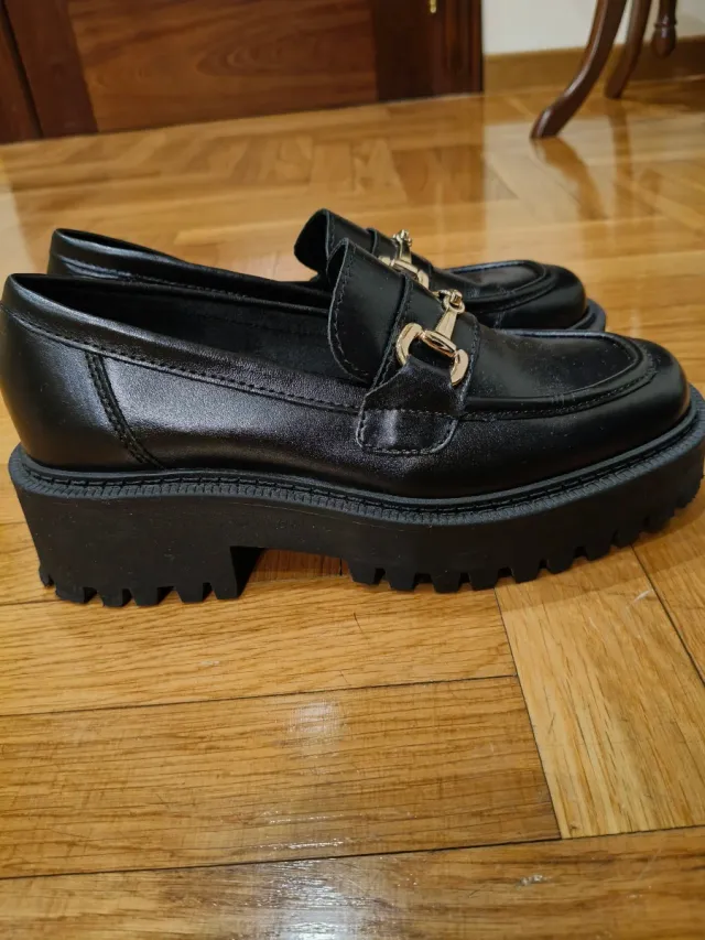 Zapatos Sandra Font negros Zapatería Krack