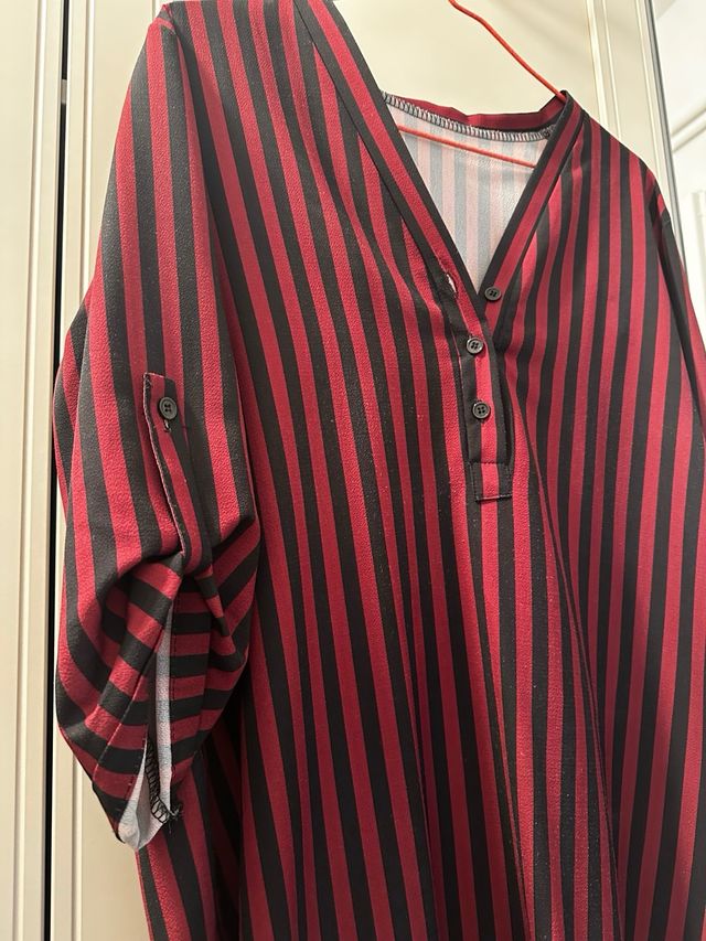 Camisa Rayas Rojo y Negro