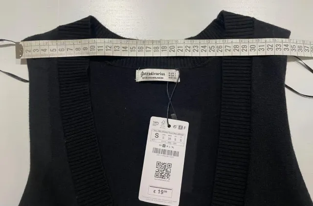 Top sin mangas negro