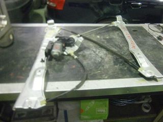 Elevalunas delantero derecho renault clio 50434