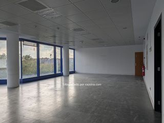 Oficina en venta en Bufalà en Badalona