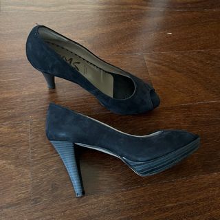 Zapatos de tacón negros