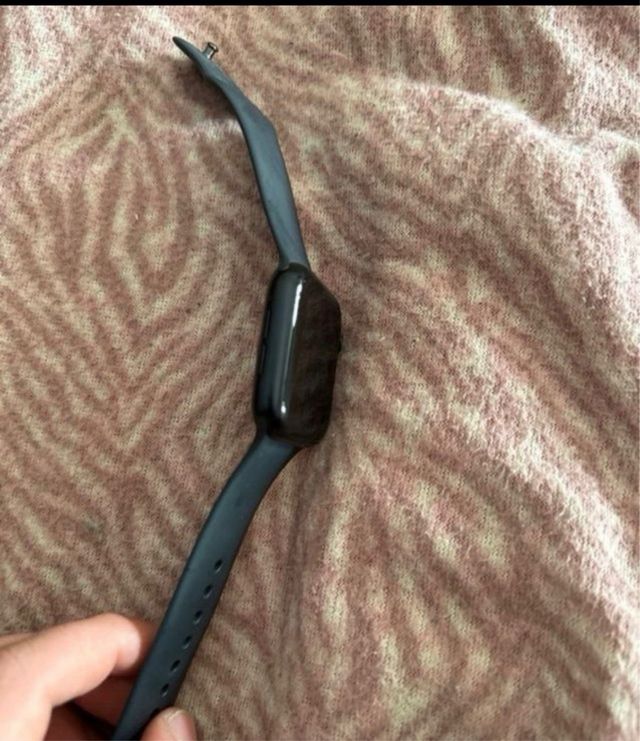 Apple Watch SE 44mm Preto