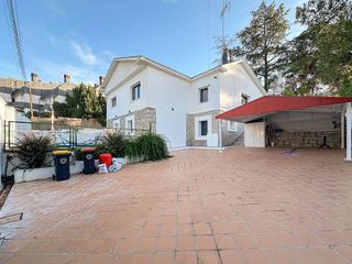 Chalet en alquiler en Mirasierra en Madrid