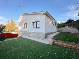 Chalet en alquiler en Mirasierra en Madrid