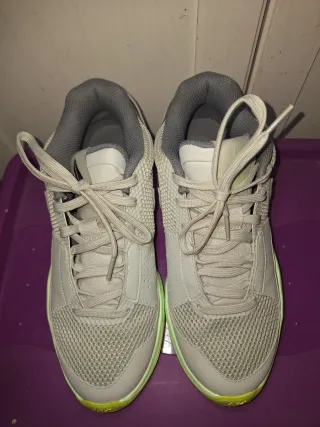 Zapatillas Nike JA1 Gris y Amarillo