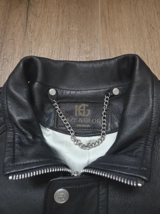 Chaqueta de Piel Negra