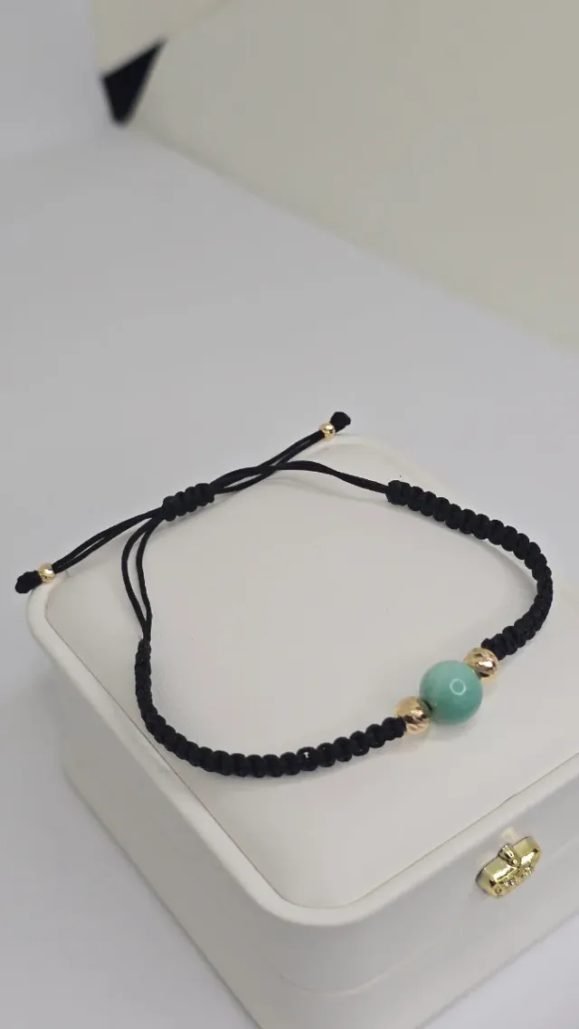 Bracciale in oro 18K con smeralda tipo murraya