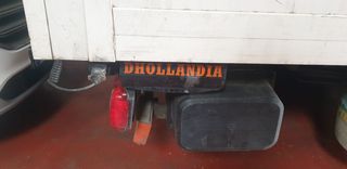 Mercedes Sprinter 516 LARGO  CON PUERTA ELEVADORA  3.5 T