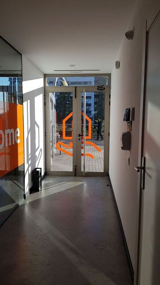 Local comercial en alquiler en Pubilla Cases en Hospitalet de Llobregat, L´