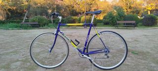 BICI CARRETERA CON MANILLAR PLANO