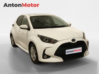 Toyota Yaris 1.5 120H Business Plus