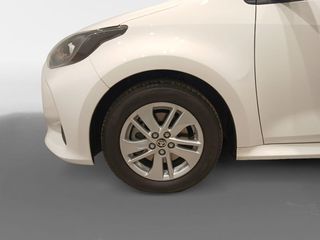 Toyota Yaris 1.5 120H Business Plus