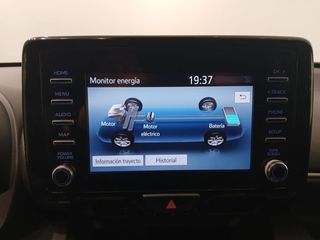 Toyota Yaris 1.5 120H Business Plus