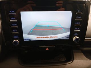 Toyota Yaris 1.5 120H Business Plus