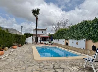 Casa rural en venta en Teulada Pueblo en Teulada