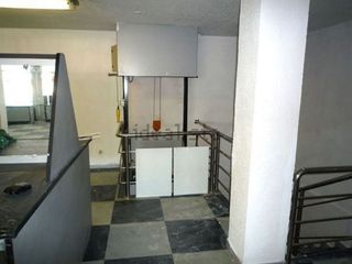 Local comercial en venta en Cuatro Caminos en Santander