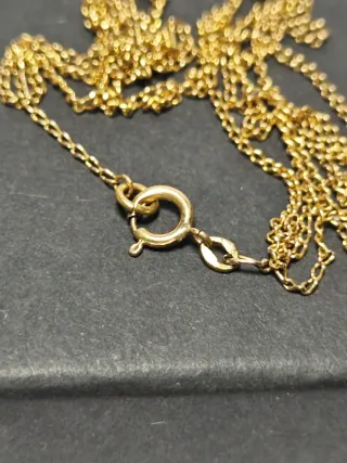 Cadena de oro de primera ley