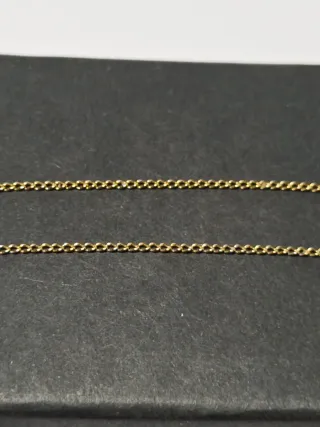 Cadena de oro de primera ley