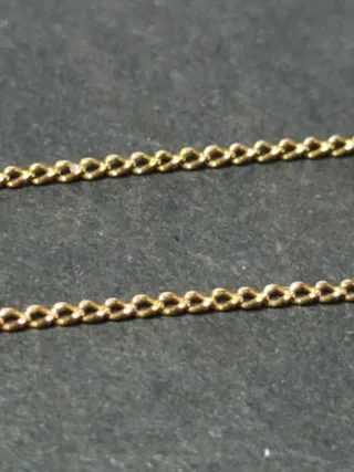 Cadena de oro de primera ley