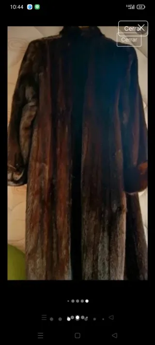 Abrigo de piel marrón