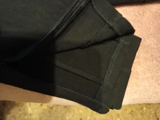 Ocasión! Lote 3 artículo Guess: pantalones+ jersey