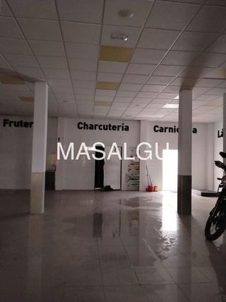 Local comercial en venta en Este-Delicias en Jerez de la Frontera