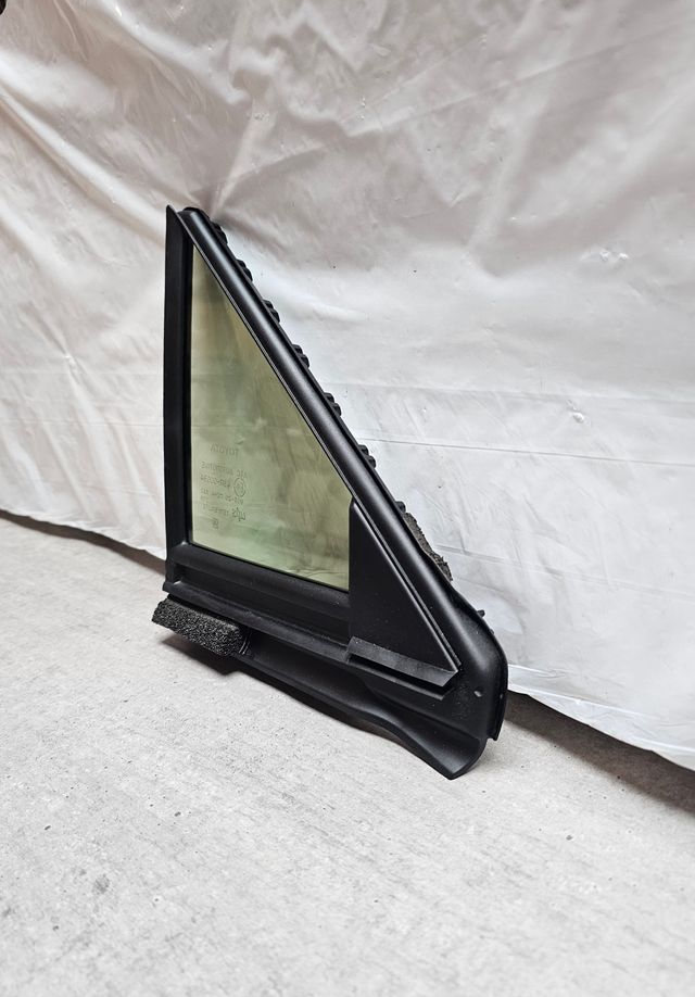 43R00034 LUNA PUERTA DELANTERA IZQ TOYOTA RAV4