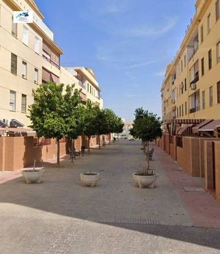 Garaje en venta en Lora del Río