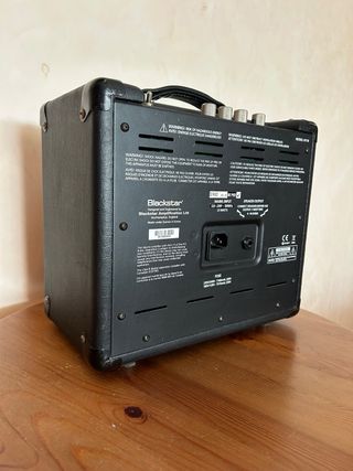 Amplificador Blackstar HT-1R  Valvular  Permuto..