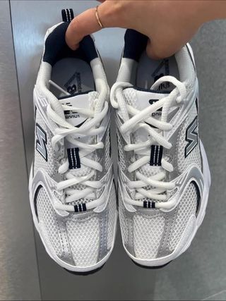 New Balance 530 Talla 36 Azul y Blanco