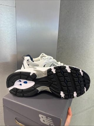 New Balance 530 Talla 36 Azul y Blanco